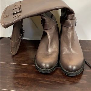 Enzo Angiolini taupe gray grey boots size 8.5
